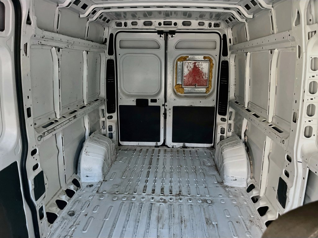 Used 2021 RAM ProMaster 2500 w/ Interior LED Lighting Group FWD image 22