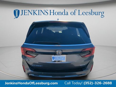 New 2026 Honda Odyssey Touring image 5