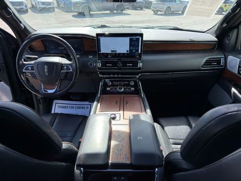 Used 2023 Lincoln Navigator L Black Label AWD/4WD image 18