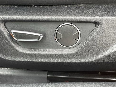 Used 2018 Ford Mustang GT Premium w/ Equipment Group 401A image 20