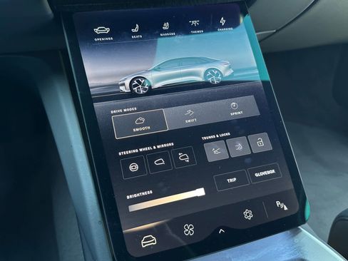 Used 2024 Lucid Air Touring AWD/4WD image 16