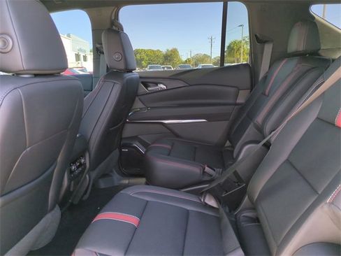 New 2026 Chevrolet Traverse RS image 14