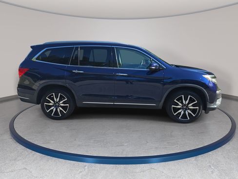 Used 2019 Honda Pilot Touring image 4