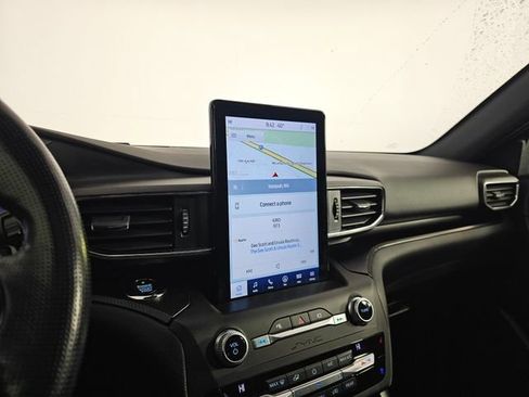 Used 2020 Ford Explorer ST w/ Premium Technology Package image 30