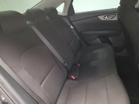 Used 2019 Kia Forte LXS FWD image 19