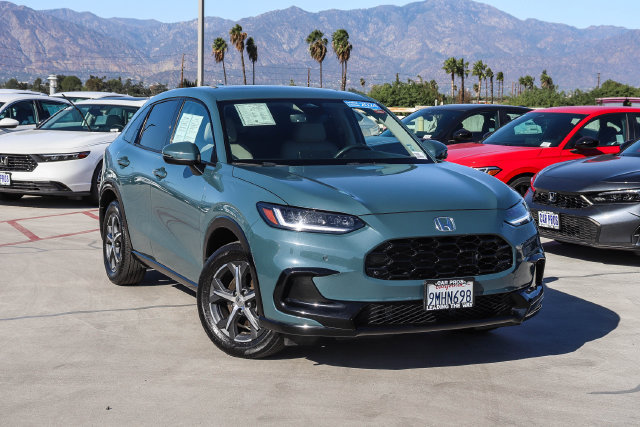 Used 2024 Honda HR-V EX-L image 2