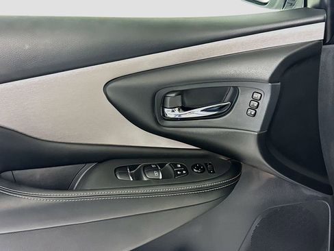 Used 2023 Nissan Murano SL image 16
