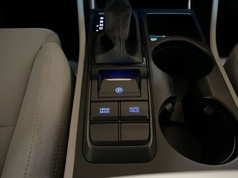 Used 2021 Hyundai Tucson SE image 46