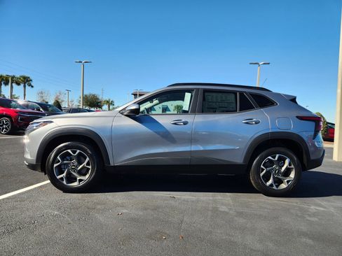 New 2026 Chevrolet Trax LT w/ Driver Confidence Package image 3