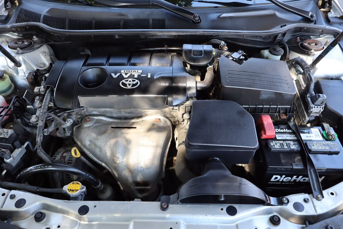 Used 2010 Toyota Camry FWD image 37