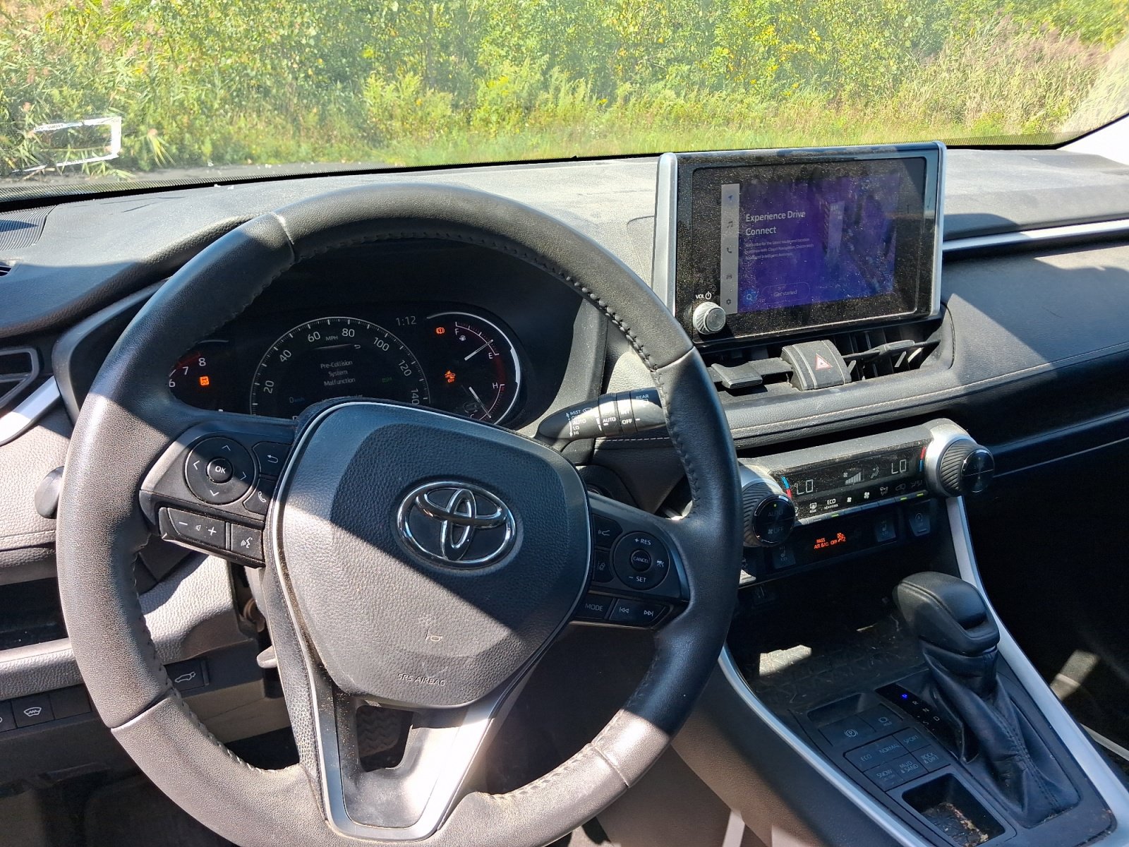 Used 2023 Toyota RAV4 XLE w/ Convenience Package AWD/4WD image 4