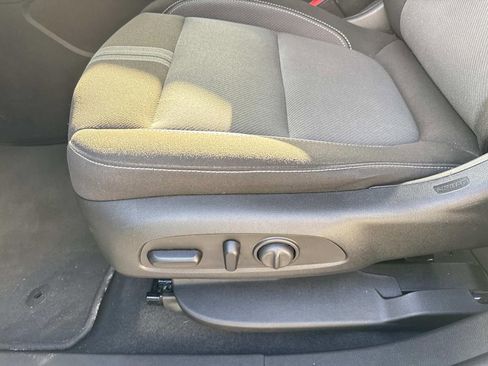 Certified 2023 Chevrolet Blazer LT w/ Convenience Package image 18