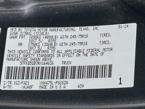 Used 2024 Toyota Tundra SR w/ SR Tow Package AWD/4WD image 28