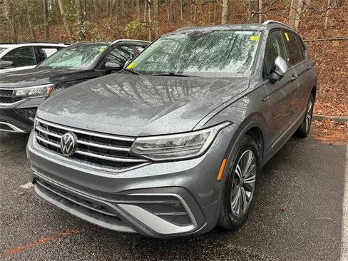 Certified 2024 Volkswagen Tiguan Wolfsburg Edition image 3