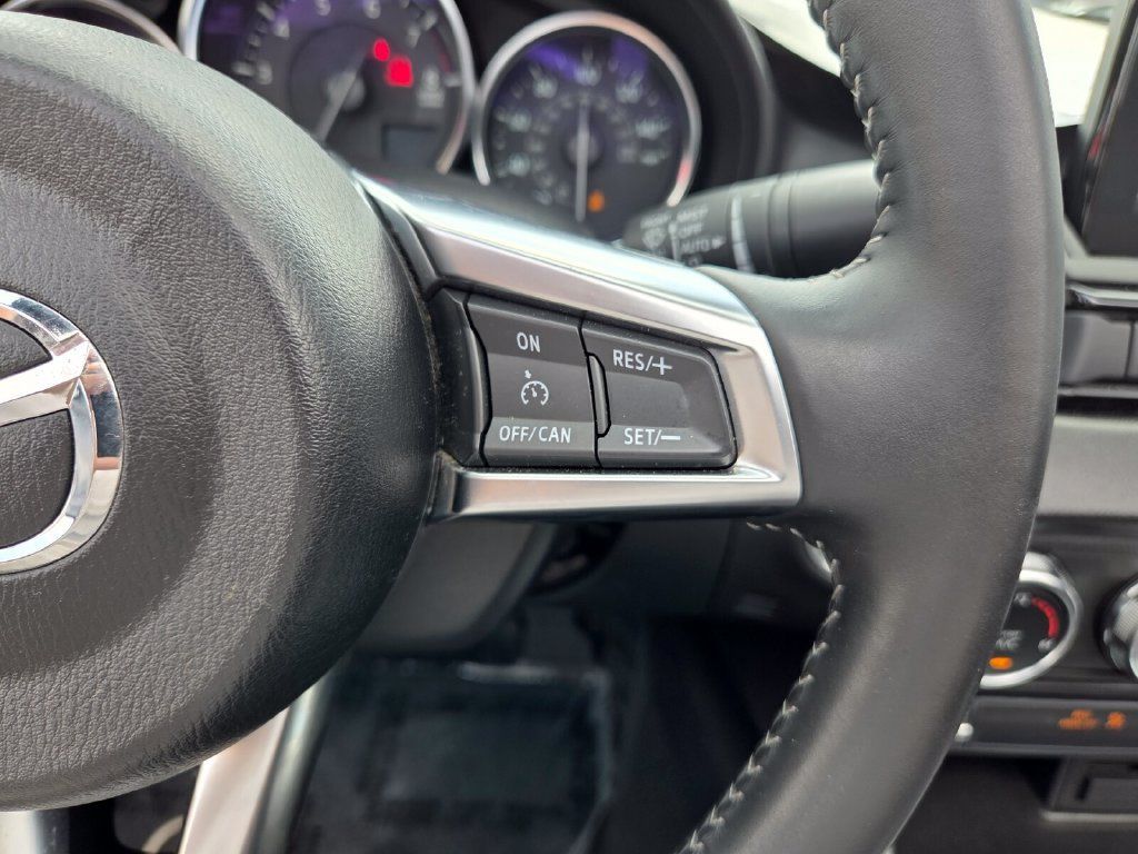 Certified 2021 MAZDA MX-5 Miata RF Grand Touring RWD image 31