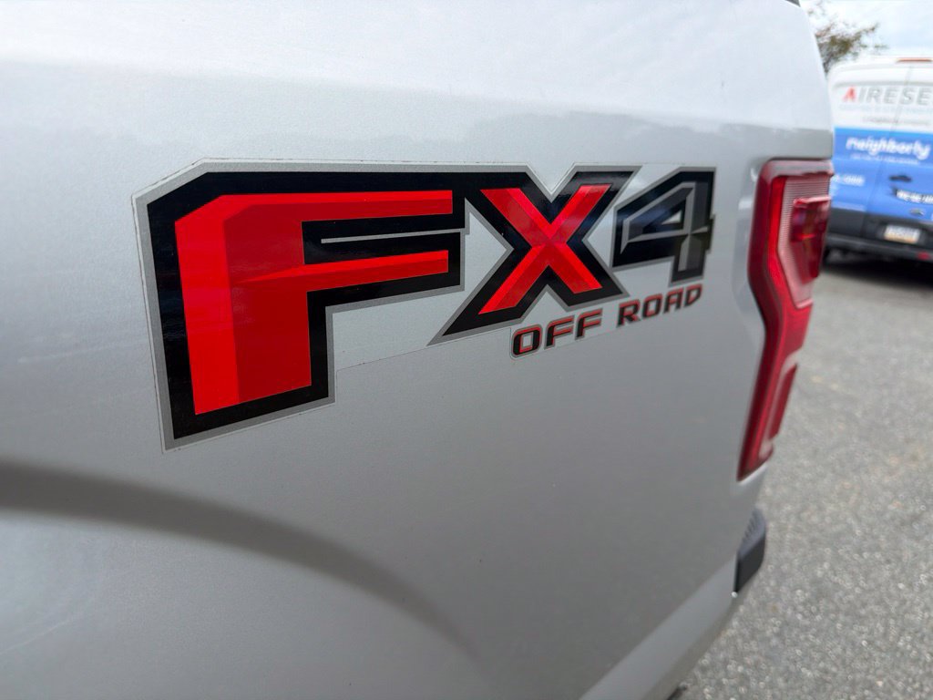 Used 2018 Ford F150 XLT w/ Equipment Group 302A Luxury AWD/4WD image 6