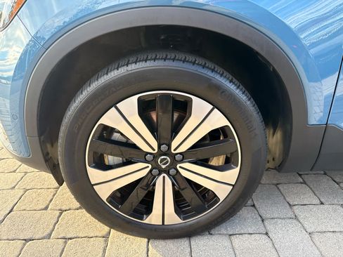 Used 2023 Volvo C40 P8 Recharge Plus AWD/4WD image 4