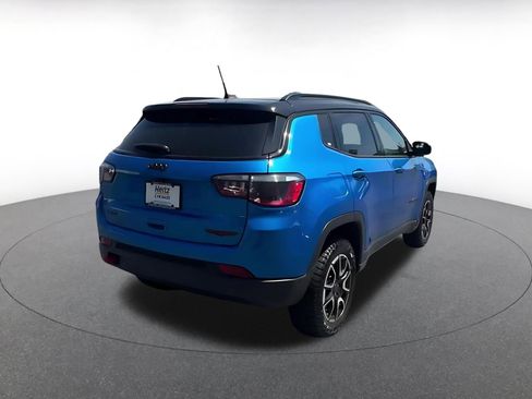 Used 2025 Jeep Compass Trailhawk image 14