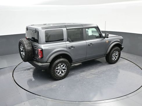 New 2025 Ford Bronco Badlands image 40