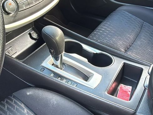 Used 2018 Nissan Altima 2.5 S w/ S Convenience Package image 20