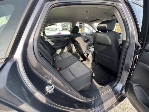 Used 2018 Honda Accord LX image 34
