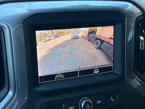 Used 2022 Chevrolet Silverado 1500 Custom AWD/4WD image 17