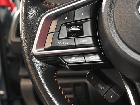 Used 2021 Subaru Crosstrek 2.0i Premium image 12