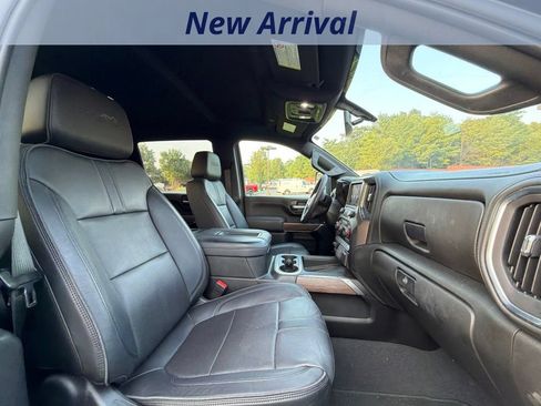Used 2022 Chevrolet Silverado 3500 High Country AWD/4WD image 4