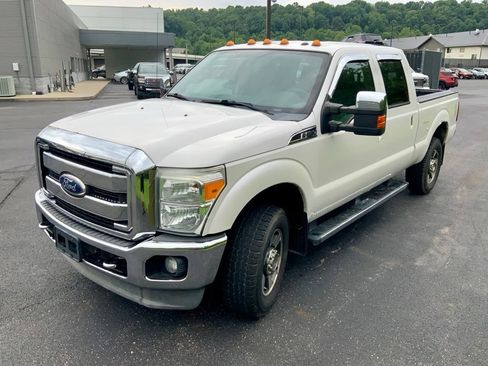 Used 2011 Ford F250 Lariat w/ Chrome Pkg AWD/4WD image 5