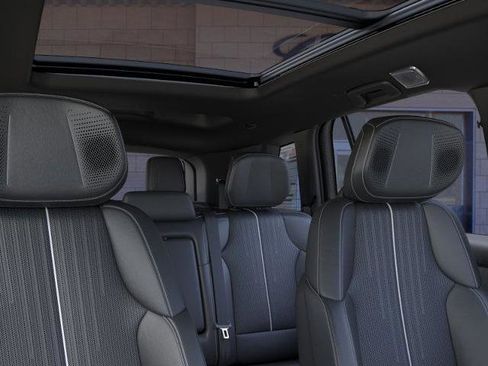 New 2026 Cadillac Vistiq Luxury image 24