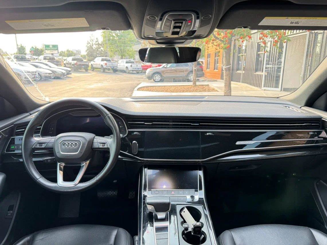 Used 2019 Audi Q8 Premium Plus w/ Premium Plus AWD/4WD image 12