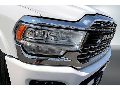Used 2019 RAM 3500 Limited AWD/4WD image 32