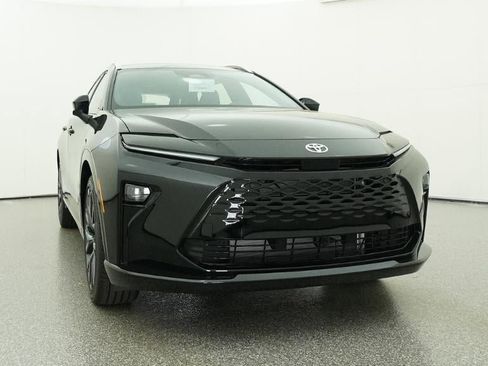 New 2026 Toyota Crown Signia AWD/4WD image 30
