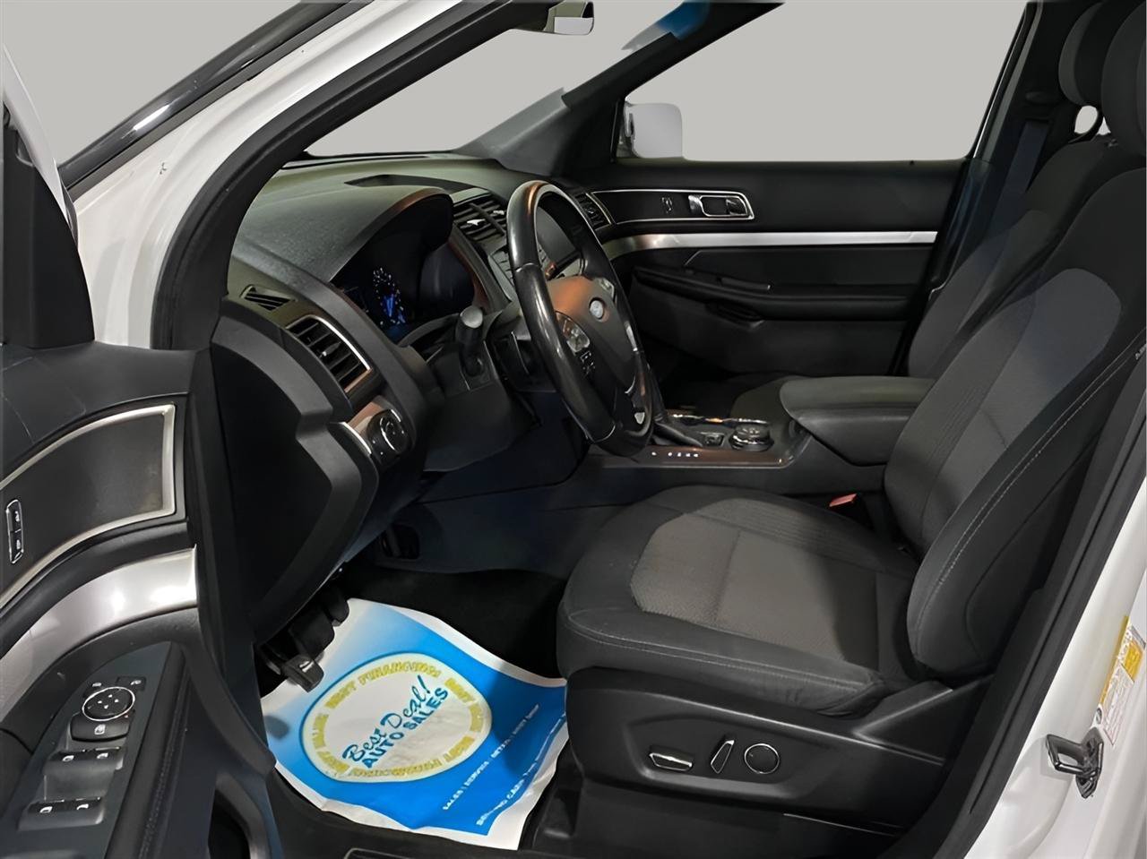 Used 2016 Ford Explorer XLT AWD/4WD image 19