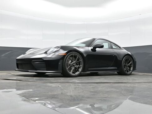 Certified 2026 Porsche 911 GT3 RWD image 34