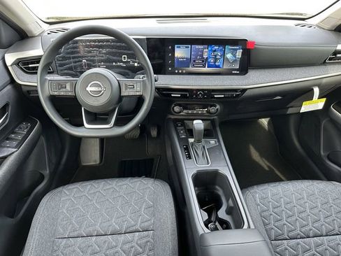 New 2026 Nissan Kicks SV FWD image 18