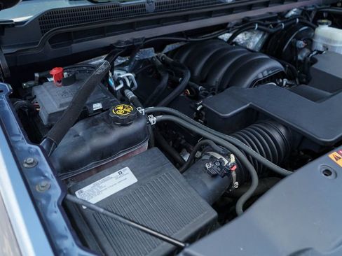 Used 2018 Chevrolet Silverado 1500 LTZ Z71 w/ Centennial Edition AWD/4WD image 35