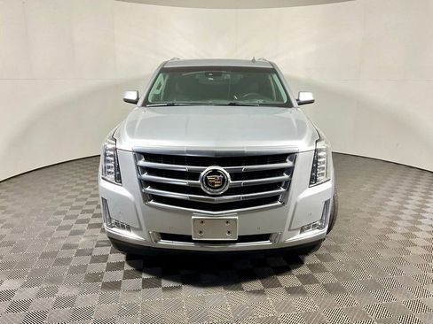 Used 2015 Cadillac Escalade ESV Luxury image 8