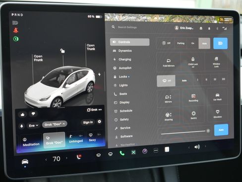 Used 2023 Tesla Model Y Long Range image 7