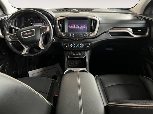 Used 2020 GMC Terrain Denali w/ Denali Premium Package AWD/4WD image 8