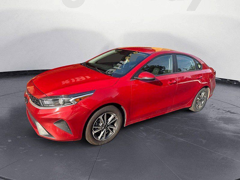 Used 2024 Kia Forte LXS w/ LXS Technology Package FWD image 1
