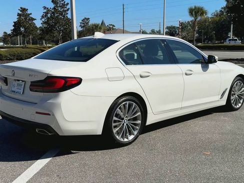 Used 2023 BMW 530i w/ Premium Package image 10