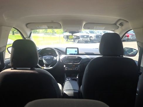 Used 2022 Ford Escape SE w/ Convenience Package FWD image 13