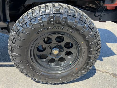 Used 2014 Jeep Wrangler Unlimited Sport AWD/4WD image 40