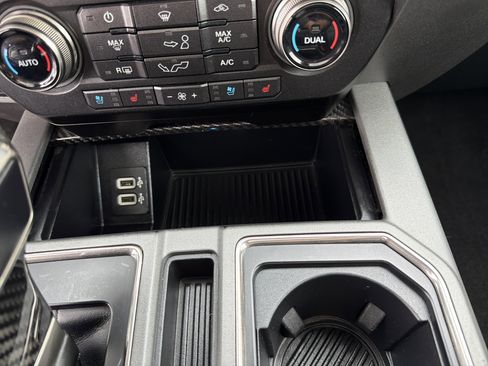 Used 2019 Ford F150 Raptor w/ Equipment Group 802A Luxury AWD/4WD image 45