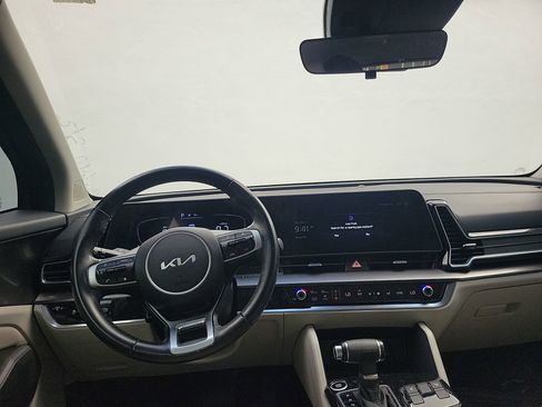 Used 2023 Kia Sportage EX image 19