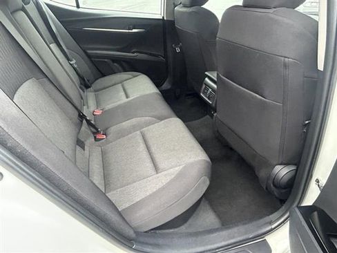 Used 2025 Toyota Camry LE image 29
