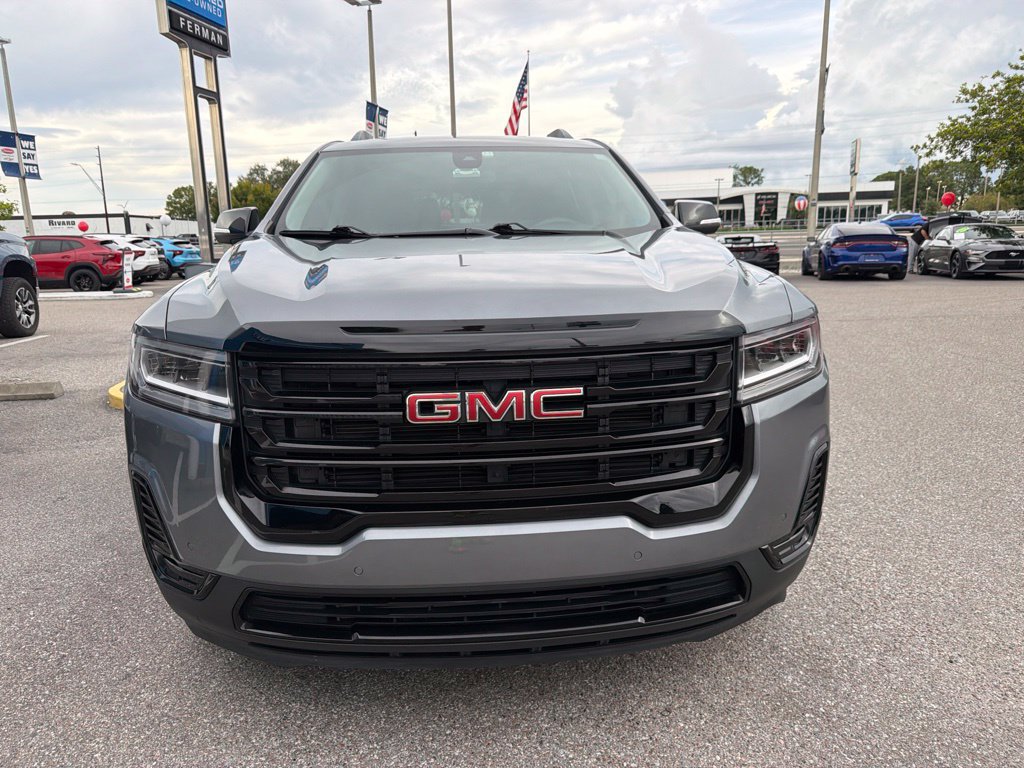 Used 2022 GMC Acadia SLE w/ Driver Convenience Package FWD image 16