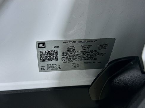 Used 2024 Chevrolet TrailBlazer LS FWD image 12