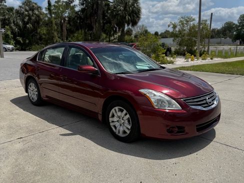 Used 2010 Nissan Altima 2.5 S image 6